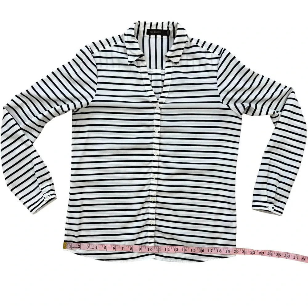 The Limited Womens Size S Striped V-Neck Button Front Blouse Size S LongSlv - Picture 7 of 8
